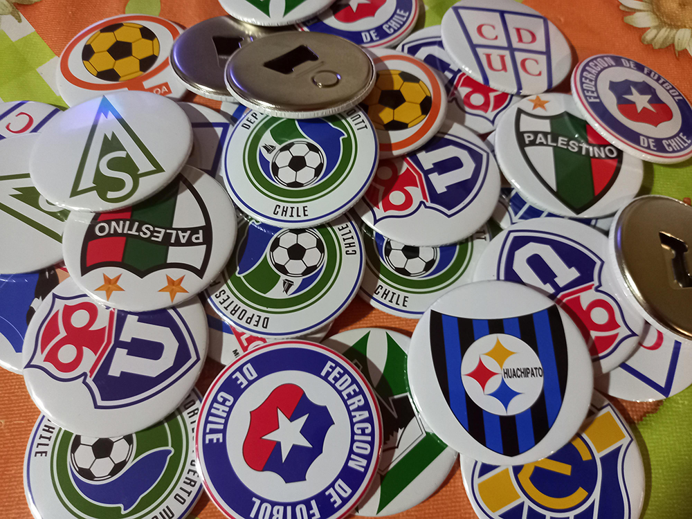 Chapitas ImÃ¡n destapador de 56mm, diseÃ±o de escudos de equipos de futbol.